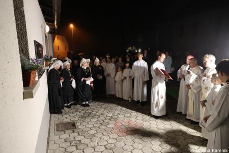 Blagoslov spominske plošče Francu Mihaelu Paglovcu in Ignaciju Škodi (13)